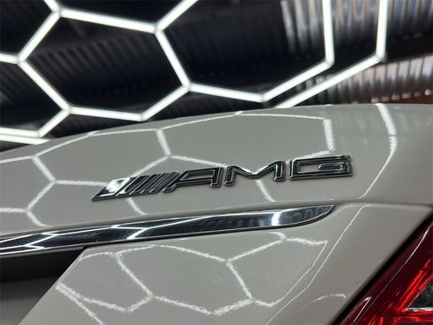 Used 2013 Mercedes-Benz S 63 AMG w/ Driver Assistance Pkg image 22