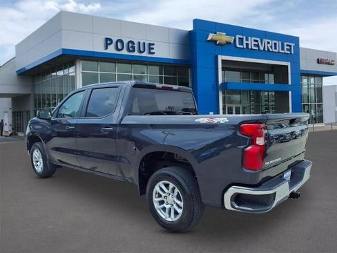 Used 2023 Chevrolet Silverado 1500 LT AWD/4WD image 3
