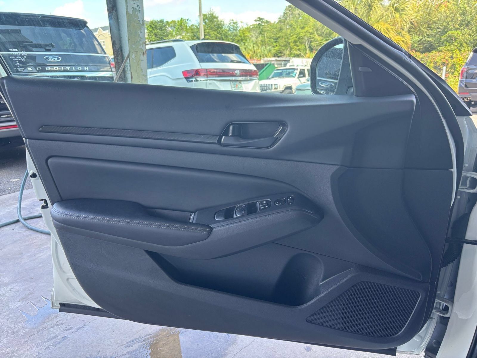 Used 2026 Nissan Altima 2.5 SV FWD image 18