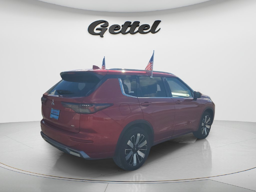 Used 2025 Mitsubishi Outlander SEL FWD image 5