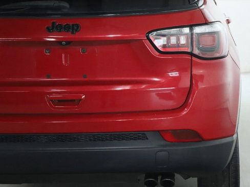 Used 2018 Jeep Compass Latitude w/ Popular Equipment Group image 43