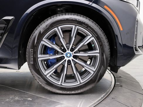 Used 2025 BMW X5 xDrive50e w/ Executive Package AWD/4WD image 14