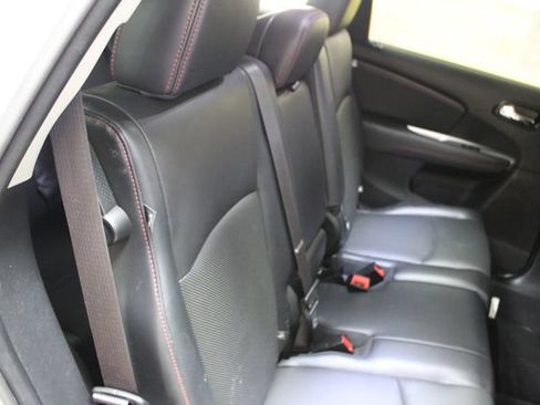 Used 2019 Dodge Journey GT AWD/4WD image 9