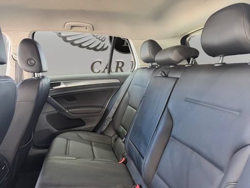 Used 2019 Volkswagen e-Golf SEL Premium FWD image 13