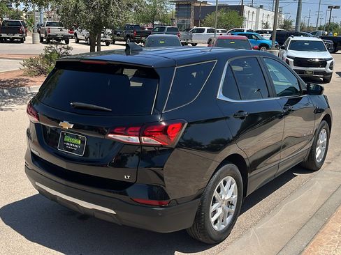 Used 2022 Chevrolet Equinox LT FWD image 8