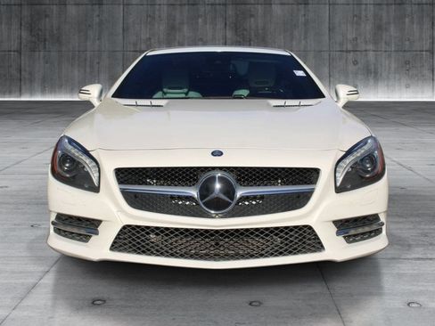 Used 2014 Mercedes-Benz SL 550 w/ Driver Assistance Package image 9
