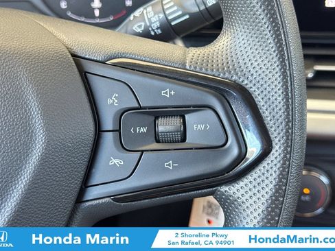Used 2024 Chevrolet Trax LS w/ LS Convenience Package FWD image 28