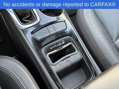 Used 2017 Chevrolet Cruze Premier image 31