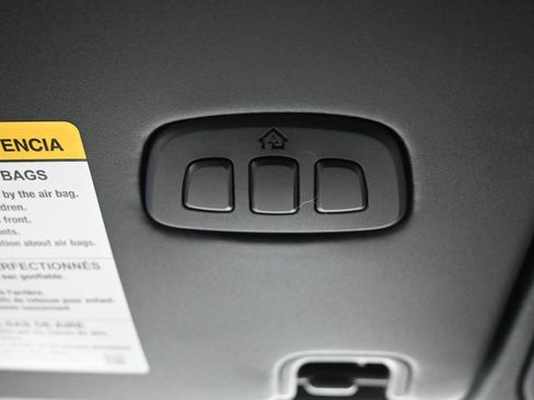 Used 2022 Ford Bronco Badlands image 31