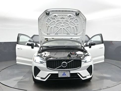 Used 2023 Volvo XC60 B5 Plus w/ Climate Package AWD/4WD image 53