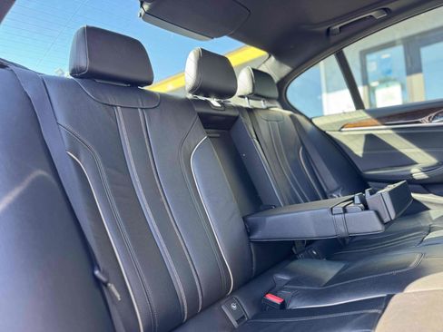 Used 2017 BMW 530i image 16