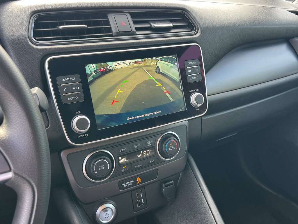 Used 2025 Nissan Leaf S FWD image 19