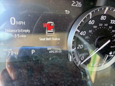 Used 2022 Toyota Highlander XLE image 17