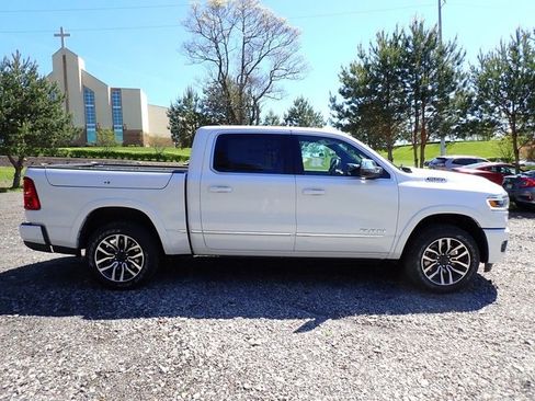 New 2025 RAM 1500 Limited w/ Trailer Tow Group image 8