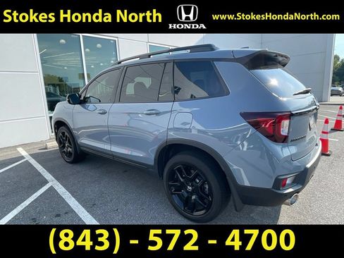 Used 2025 Honda Passport Black Edition image 5