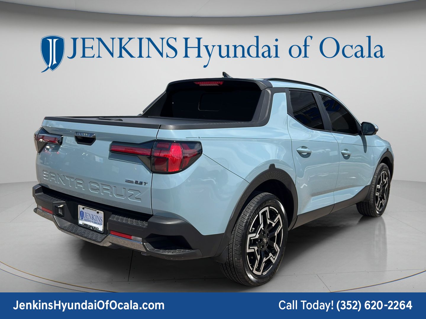 Certified 2025 Hyundai Santa Cruz Limited AWD/4WD image 3