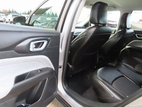 Used 2022 Jeep Compass Latitude image 20