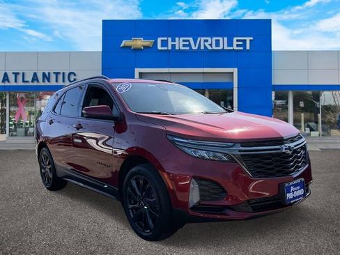 Certified 2023 Chevrolet Equinox RS image 2