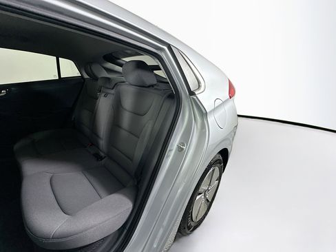 Used 2022 Hyundai Ioniq SE image 26
