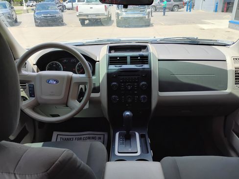 Used 2012 Ford Escape XLS AWD/4WD image 15