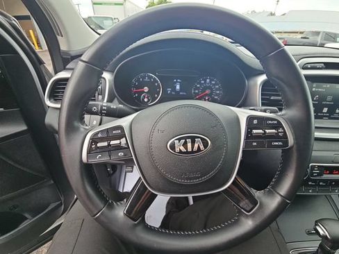 Used 2019 Kia Sorento AWD w/ LX Convenience Package image 36