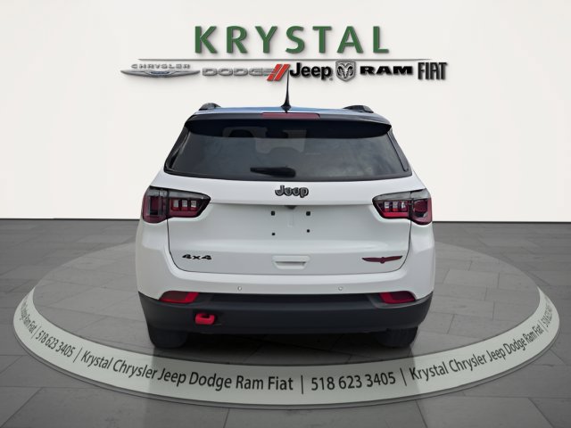 Certified 2024 Jeep Compass Trailhawk AWD/4WD image 6