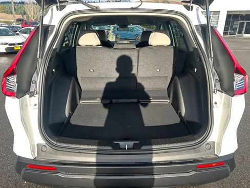 Used 2025 Honda CR-V LX image 15