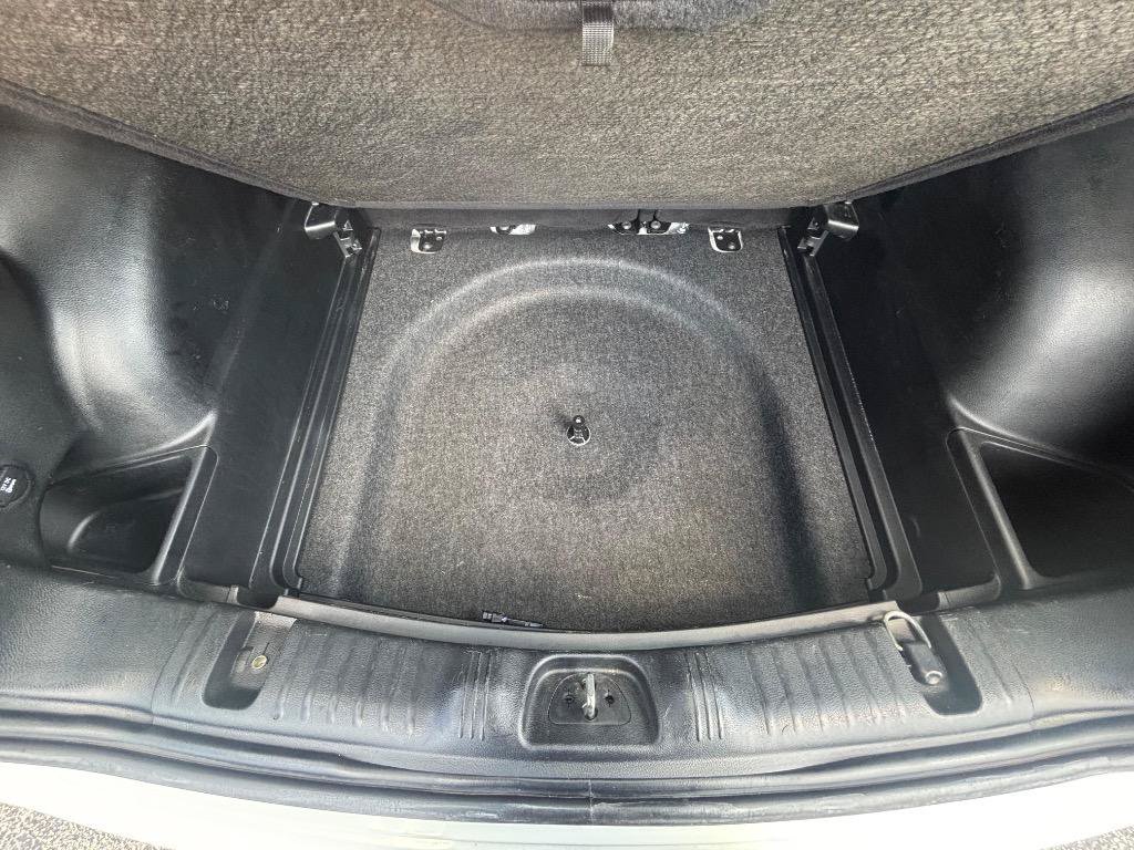 Used 2018 Jeep Compass Latitude w/ Popular Equipment Group AWD/4WD image 27