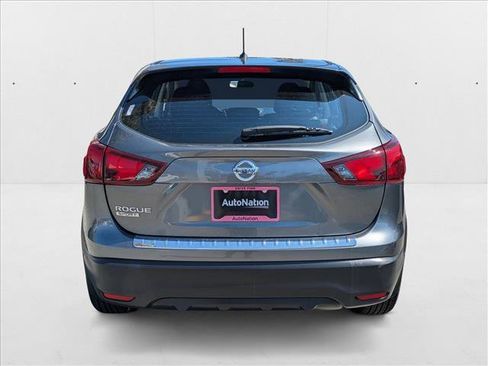 Used 2018 Nissan Rogue Sport S w/ S Appearance Package image 7