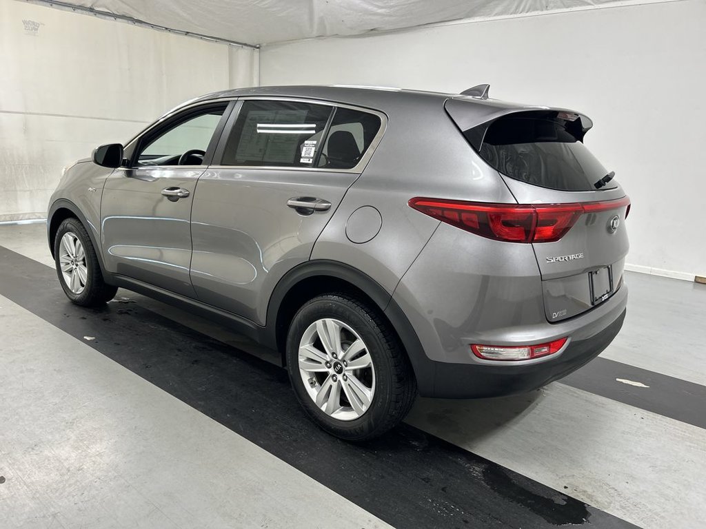 Used 2017 Kia Sportage LX AWD/4WD image 7