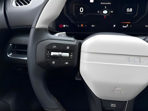 New 2025 Kia K4 GT-Line Turbo w/ GT-Line Sunroof Package FWD image 13