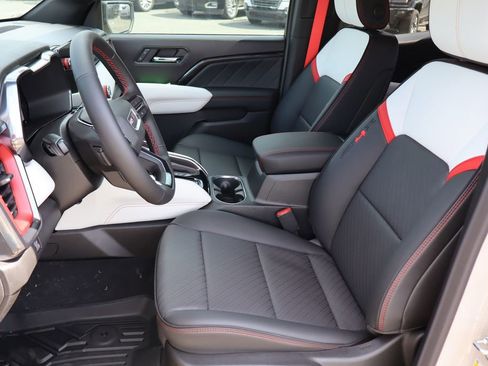 New 2026 GMC Canyon AT4X image 11