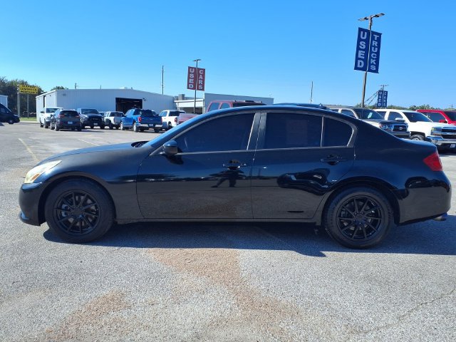 Used 2015 INFINITI Q40 w/ Moonroof Package RWD image 4