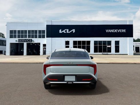 New 2026 Kia K4 FWD image 7