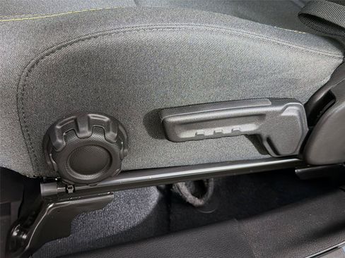 Used 2024 Jeep Wrangler Unlimited Sport AWD/4WD image 40