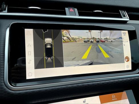 Used 2023 Land Rover Range Rover Velar R-Dynamic S image 25