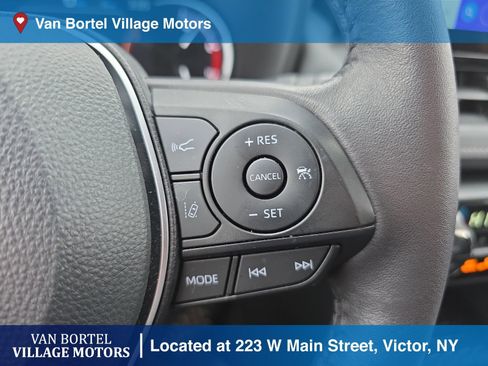 Used 2025 Toyota RAV4 XLE w/ Weather Package image 16