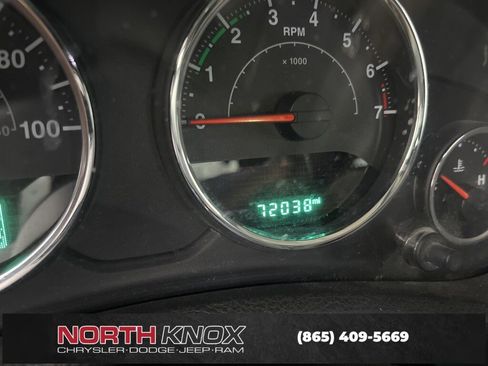 Used 2015 Jeep Wrangler Unlimited Sahara image 2