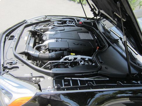 Used 2013 Mercedes-Benz SL 550 image 15