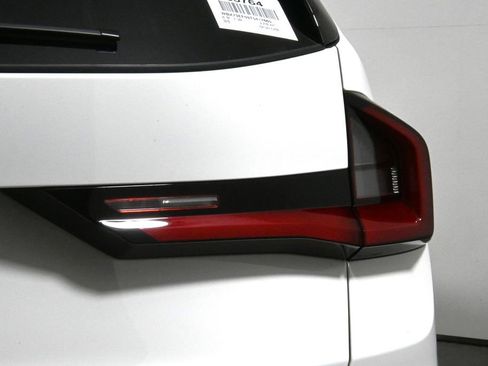 Used 2026 BMW X1 xDrive28i w/ Convenience Package image 13