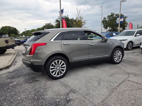 Used 2018 Cadillac XT5 Platinum w/ Driver Assist Package AWD/4WD image 14