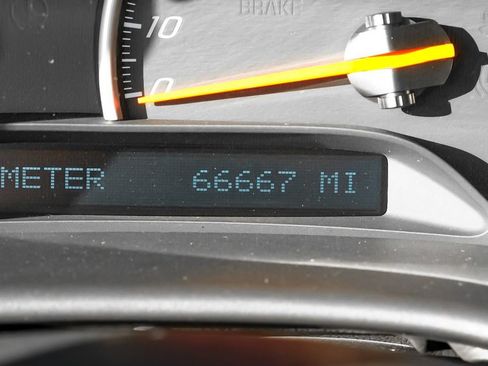 Used 2006 Chevrolet Corvette Convertible w/ Preferred Equipment Group RWD image 14