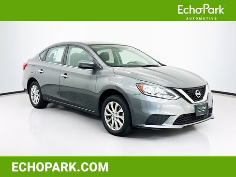 Used 2019 Nissan Sentra SV FWD image 1