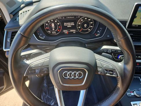 Used 2019 Audi Q5 2.0T Premium Plus w/ Premium Plus Package AWD/4WD image 19