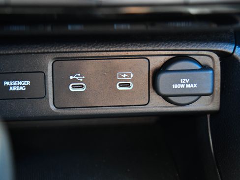 Used 2025 Honda Civic Sport image 23