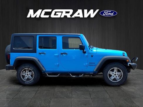 Used 2017 Jeep Wrangler Unlimited Sport w/ Quick Order Package 24S AWD/4WD image 6