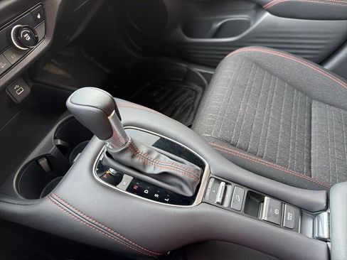 Certified 2025 Honda HR-V Sport image 31