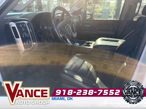 Used 2019 GMC Sierra 2500 Denali w/ Duramax Plus Package image 6