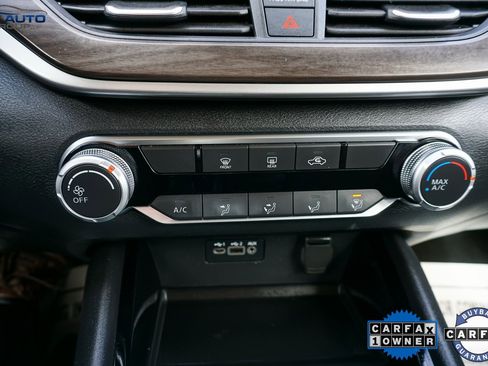 Used 2024 Nissan Altima 2.5 SV image 31