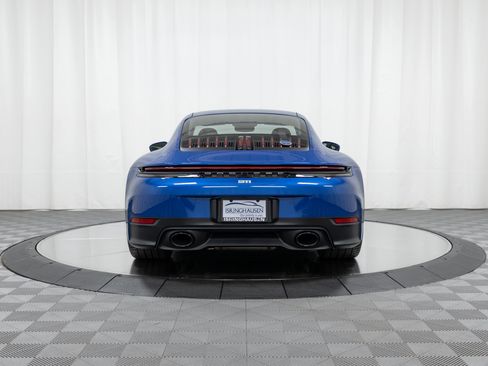 Used 2026 Porsche 911 Carrera T RWD image 6